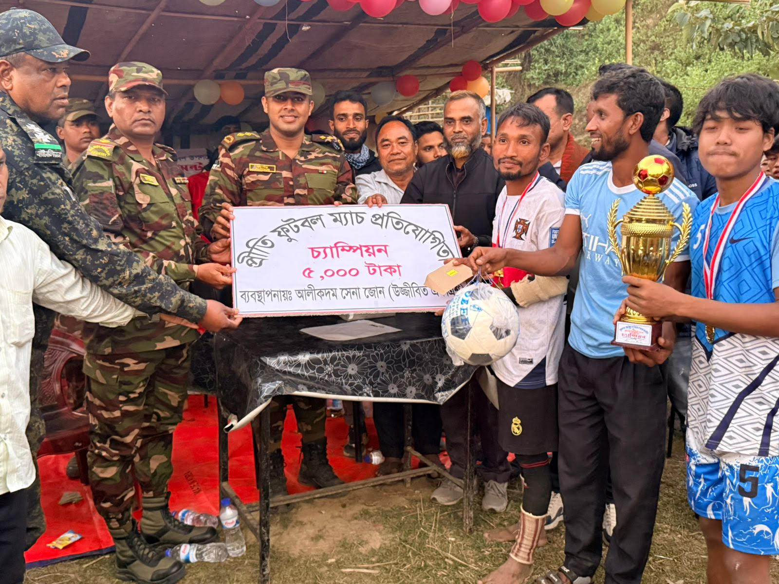 কুরুকপাতা বৌদ্ধ বিহার উদ্বোধন উপলক্ষে ফুটবল টুর্নামেন্ট অনুষ্ঠিত