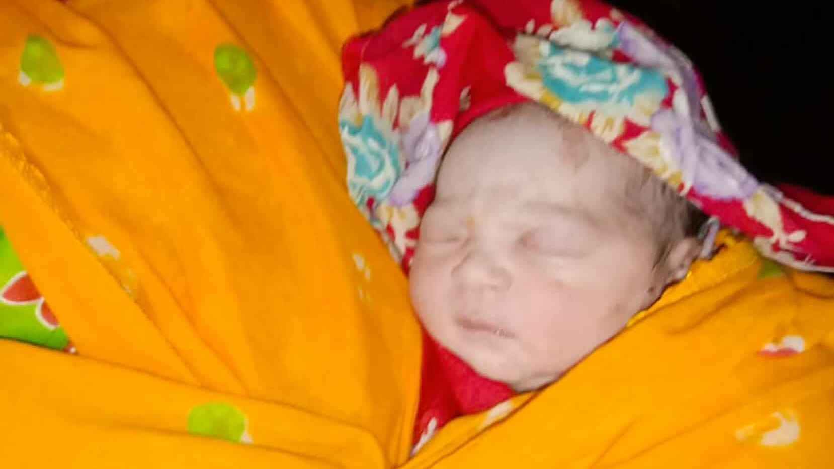 Mother abandons newborn at Naogaon health center, father files complaint