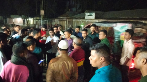 Bangladesh weather office warns of cyclone amid earthquake fears