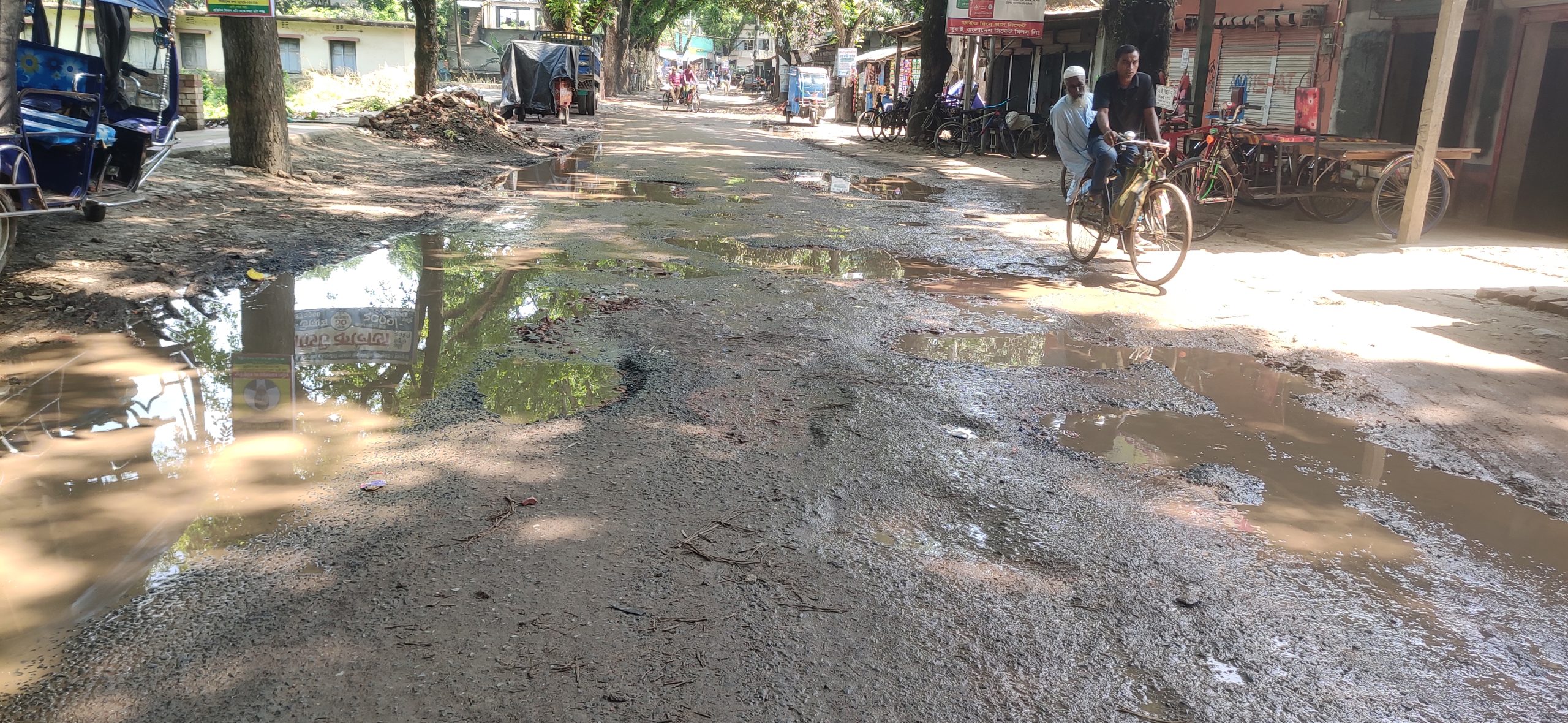 Chougacha residents struggle as municipal roads fall apart
