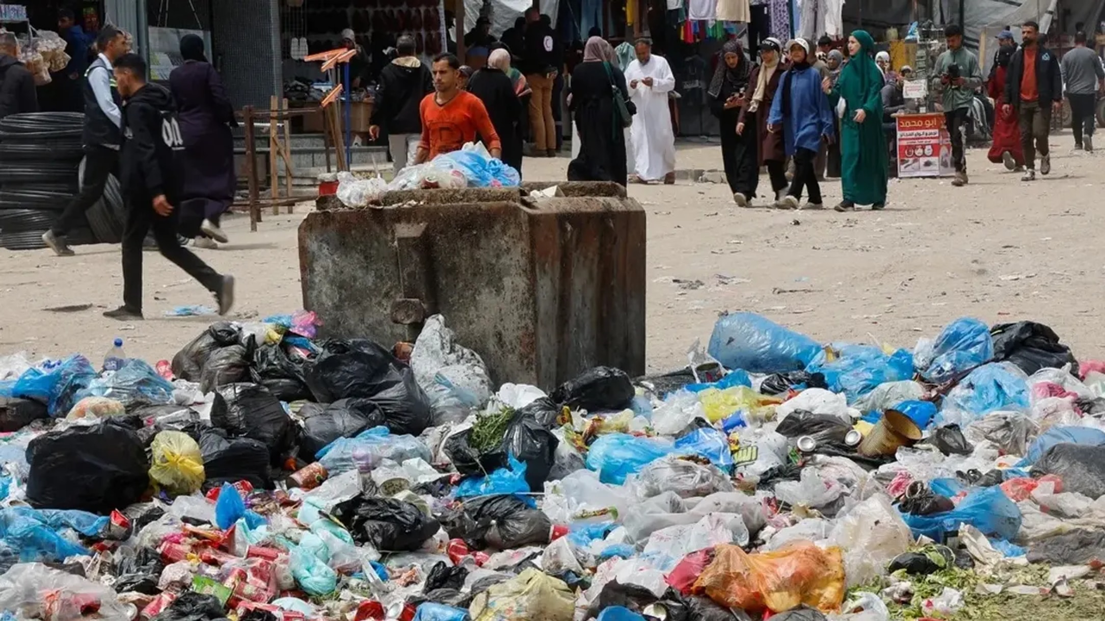 Disease spreading among displaced in Gaza, Palestinian officials warn