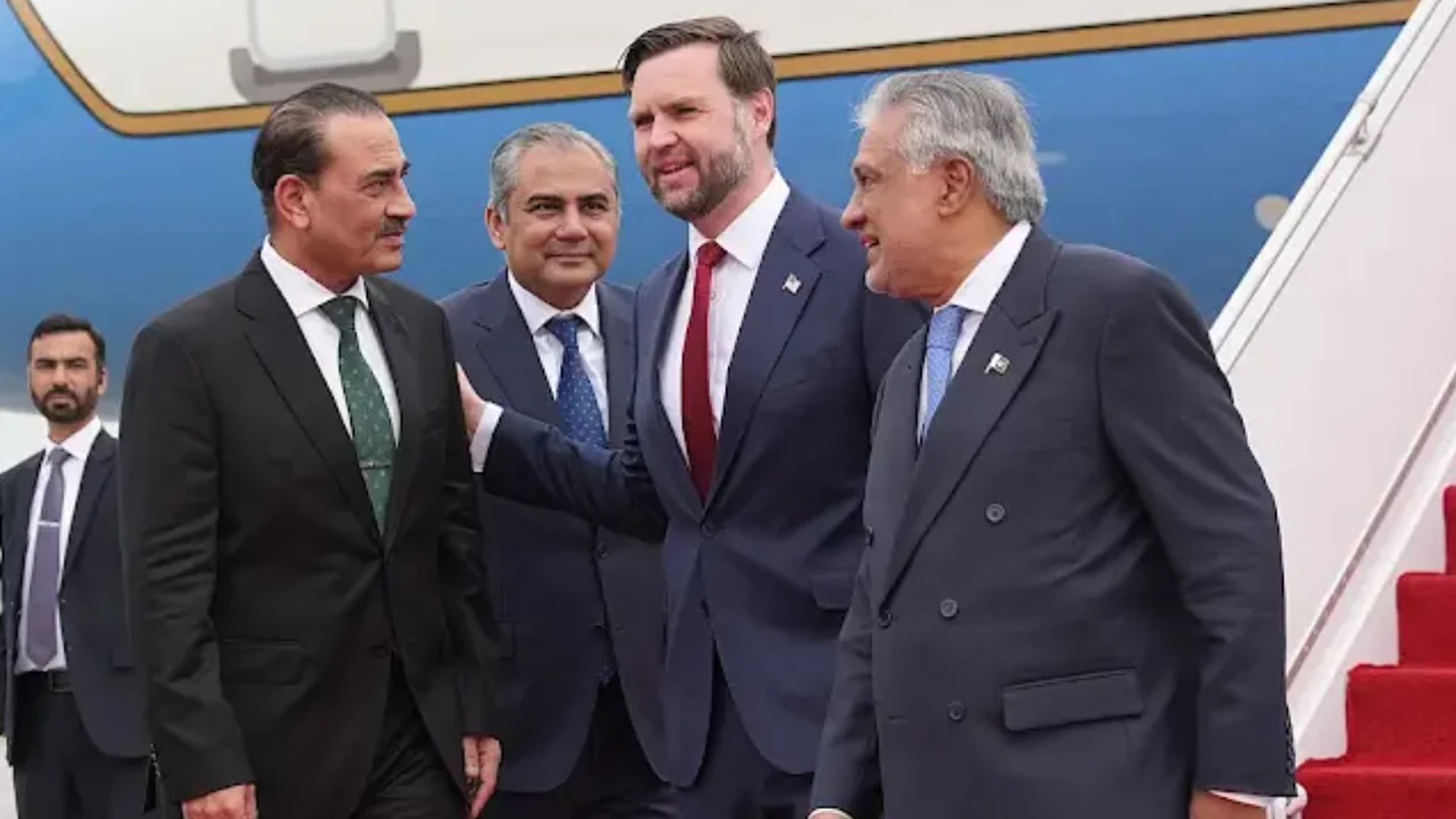 US and Iran near historic memorandum to end conflict, Pakistani source says