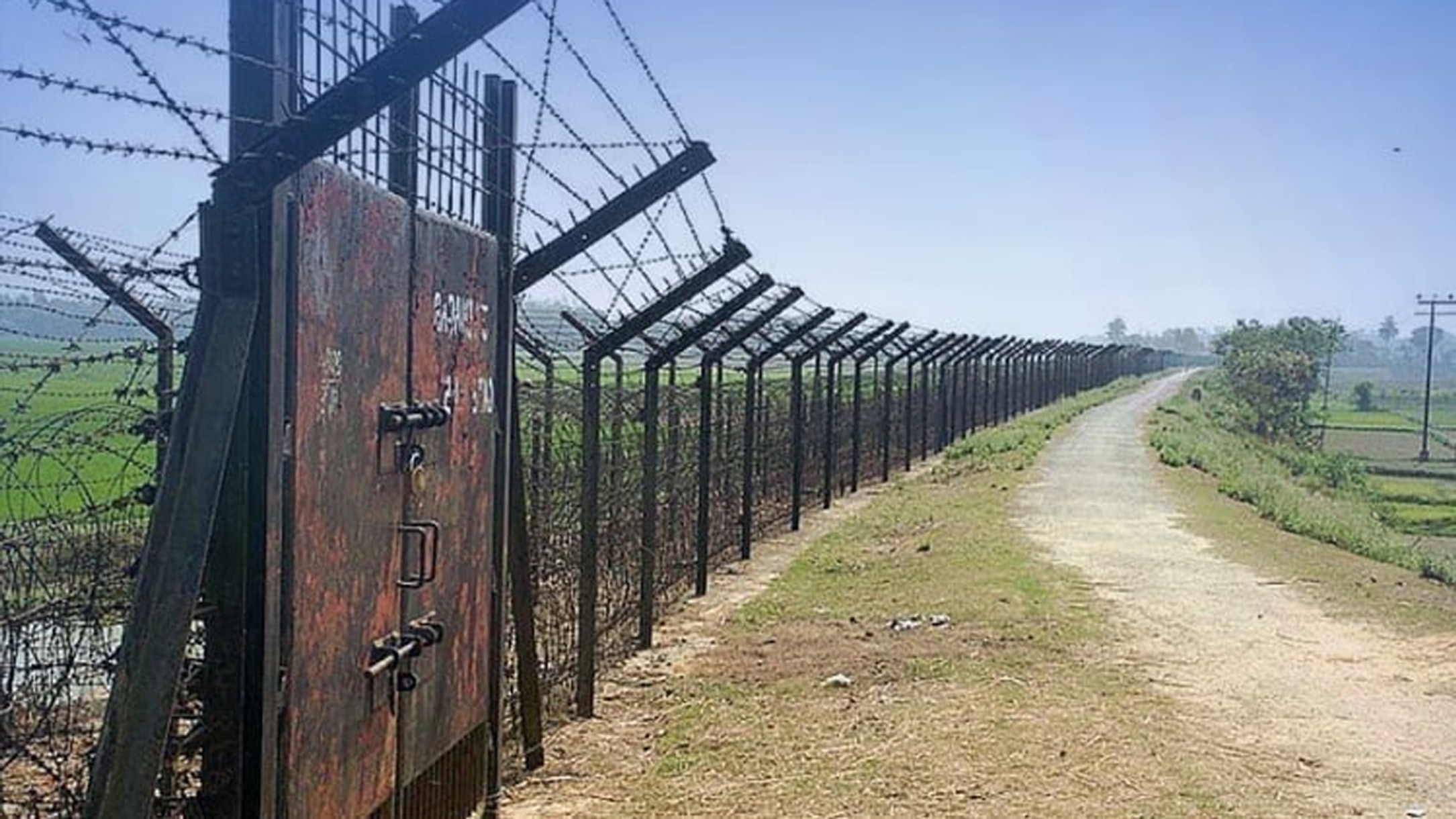 Bangladesh tightens border as West Bengal vote stirs migration fears
