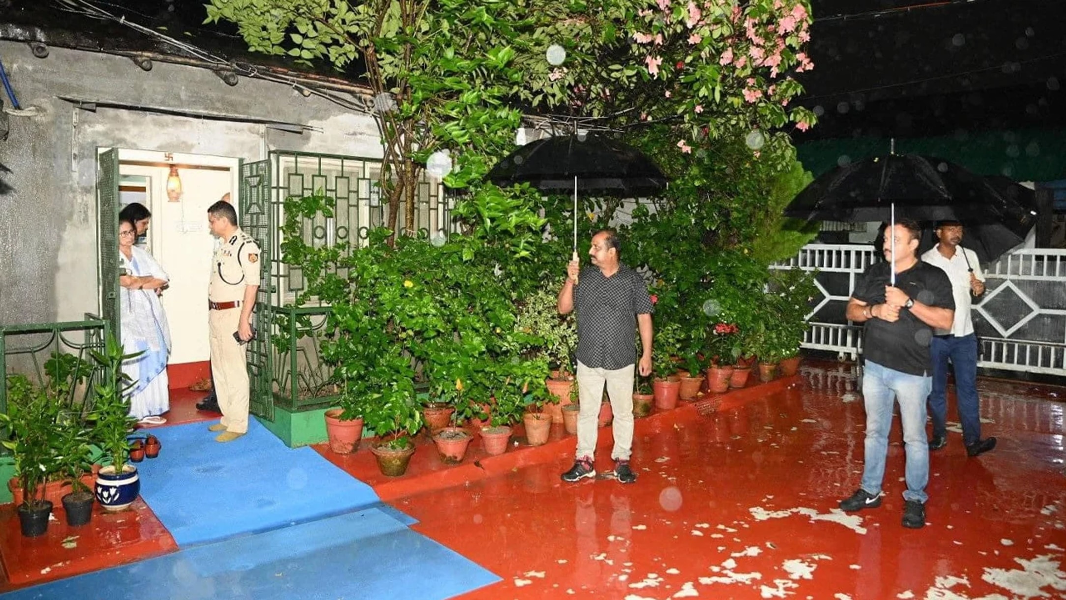 BJP leads in West Bengal as troops deployed near Mamata's home