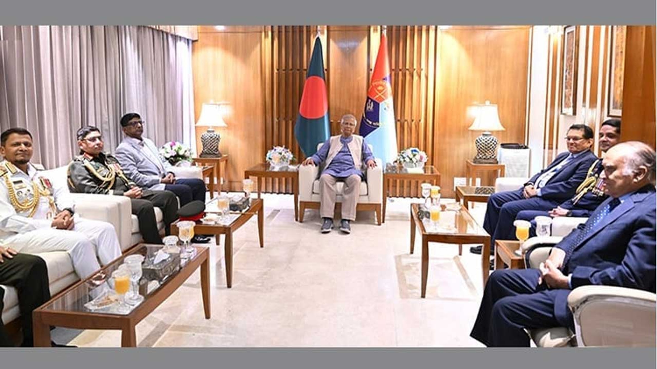 Three armed forces chiefs meet chief adviser at Dhaka cantonment
