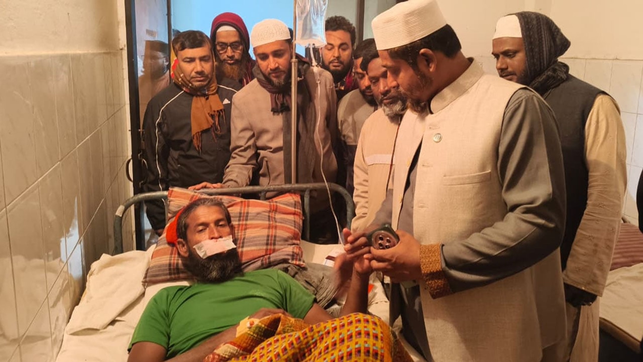 13 injured in BNP-Jamaat clashes over campaign banners in Chuadanga