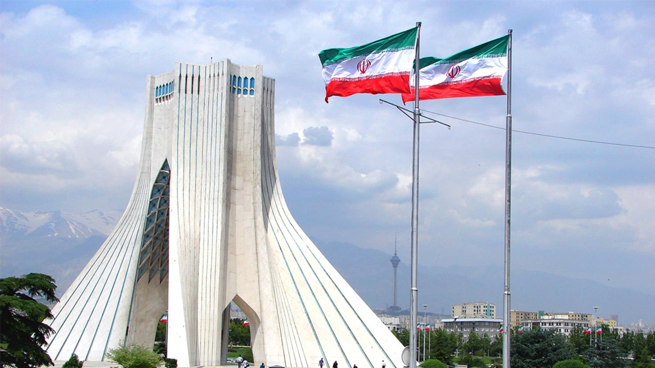 US agrees to release frozen Iranian funds amid Islamabad talks, sources say