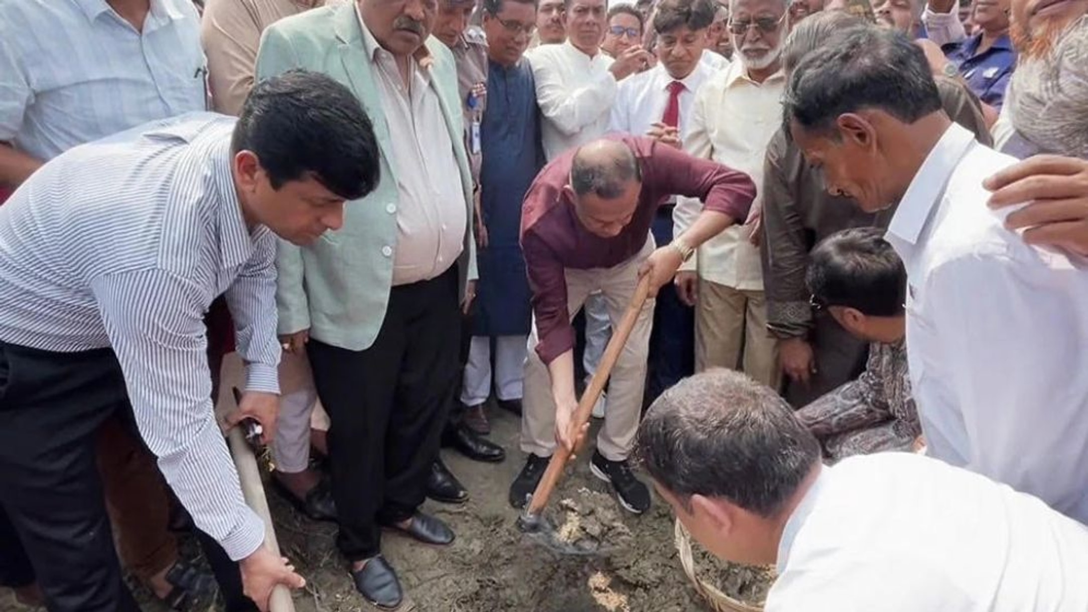 Canal digging is not just for show, junior minister says