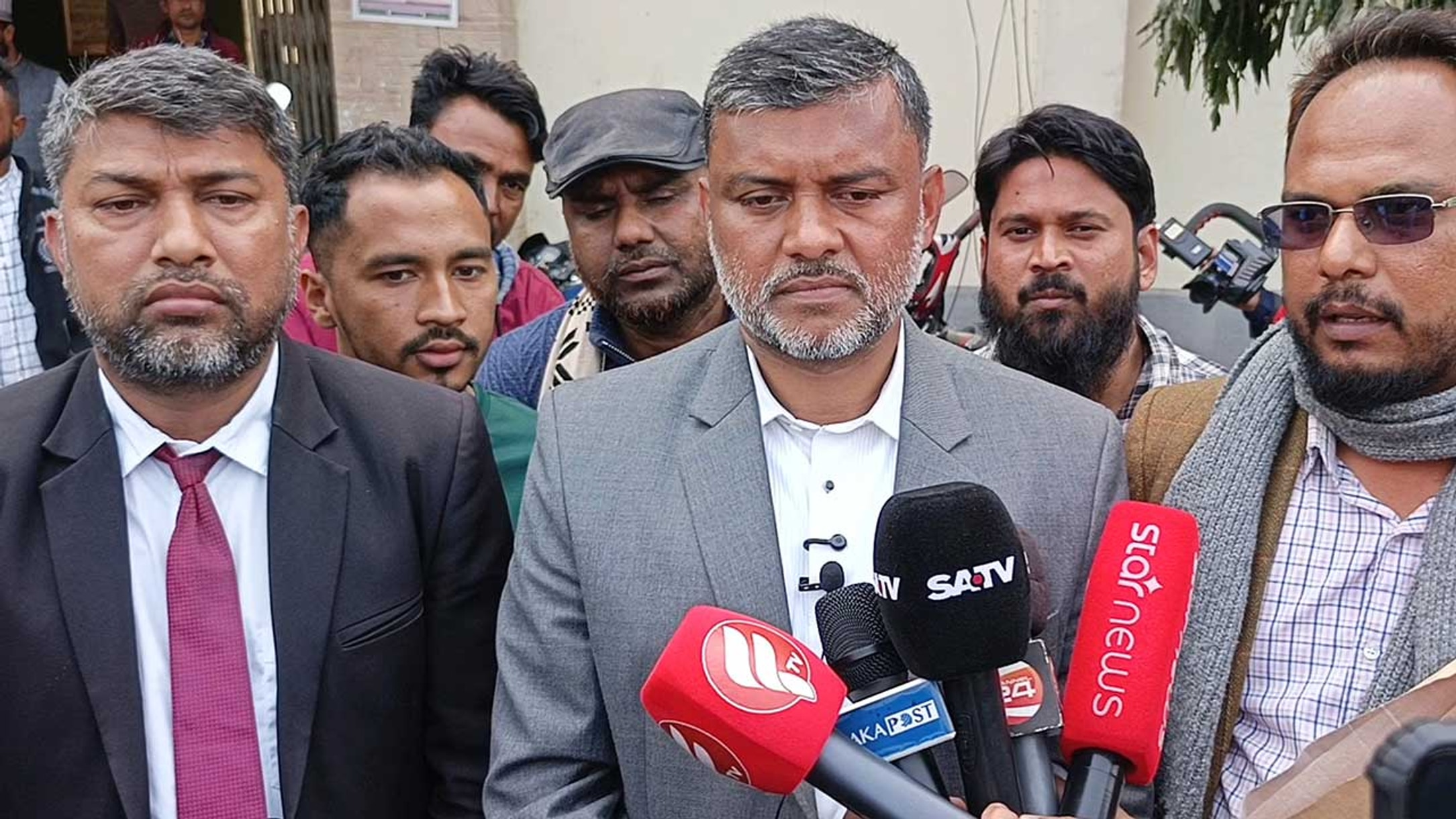 Will take a bouquet to opponent's home even if I lose, says Jamaat candidate