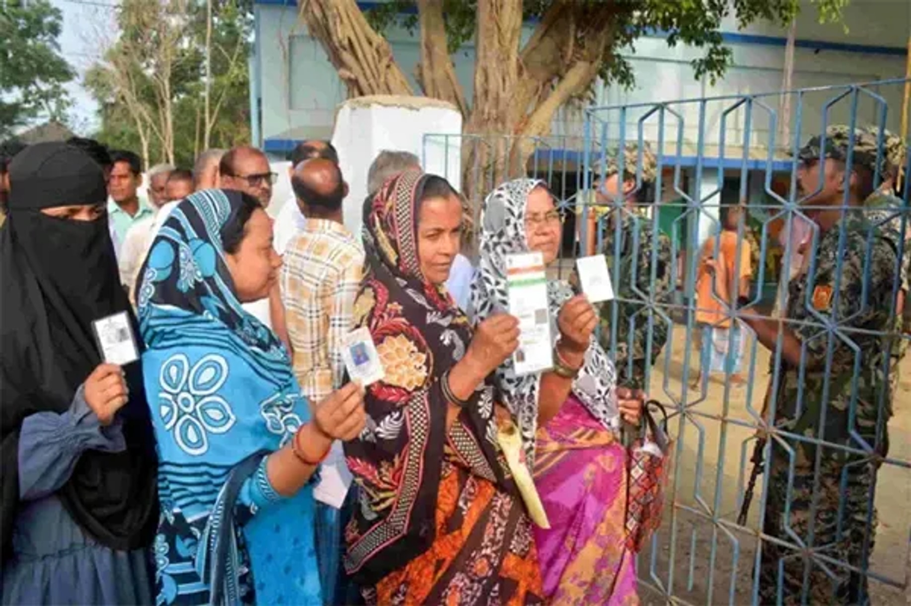West Bengal records 78.68% turnout in first 8 hours of second-phase polling