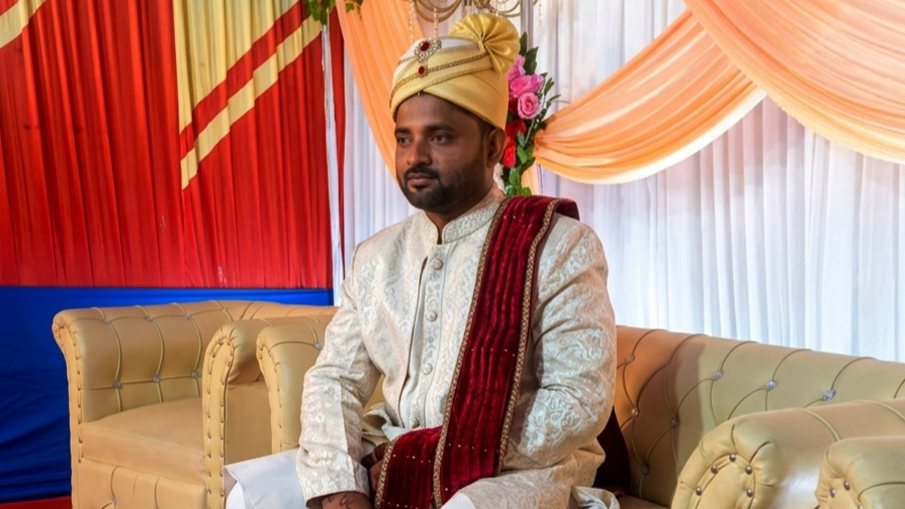 বিয়ের রাতে বাড়ি ফিরেই অসুস্থ, হাসপাতালে ছাত্রলীগ নেতার মৃত্যু