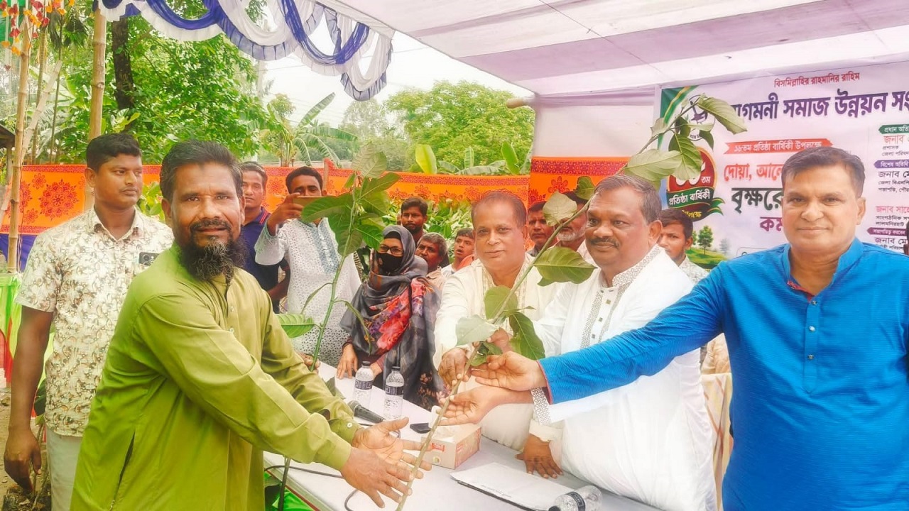 লালমনিরহাটে বৃক্ষরোপণ কর্মসূচি পালিত