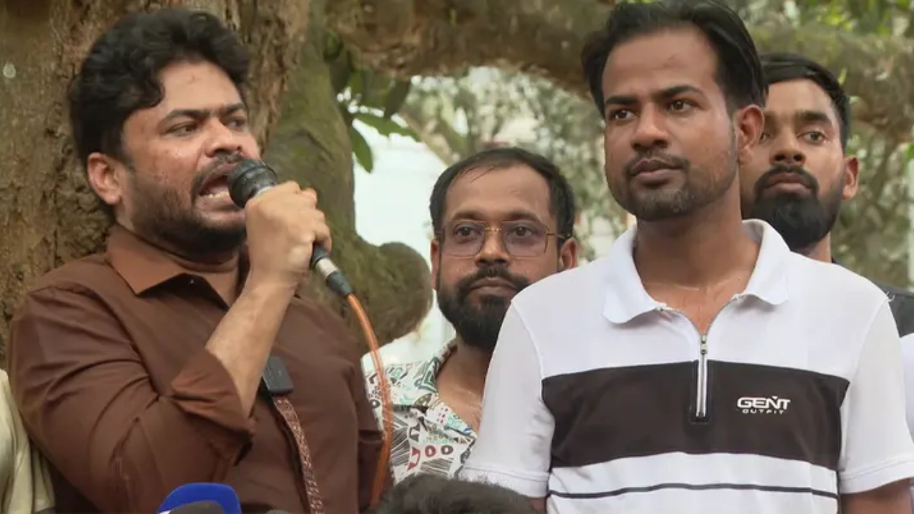 ছাত্রলীগ ধরিয়ে দিলে পুরস্কার ঘোষণা