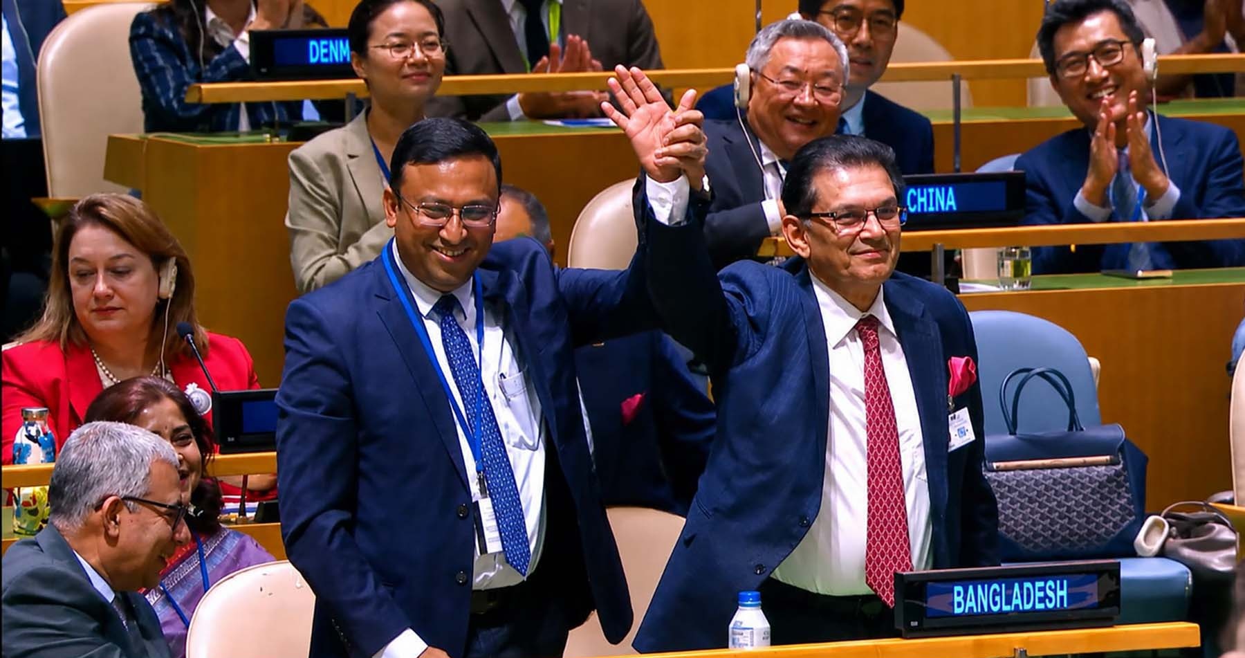 জাতিসংঘ সাধারণ পরিষদে বাংলাদেশের আসনে পররাষ্ট্রমন্ত্রী খলিলুর রহমান