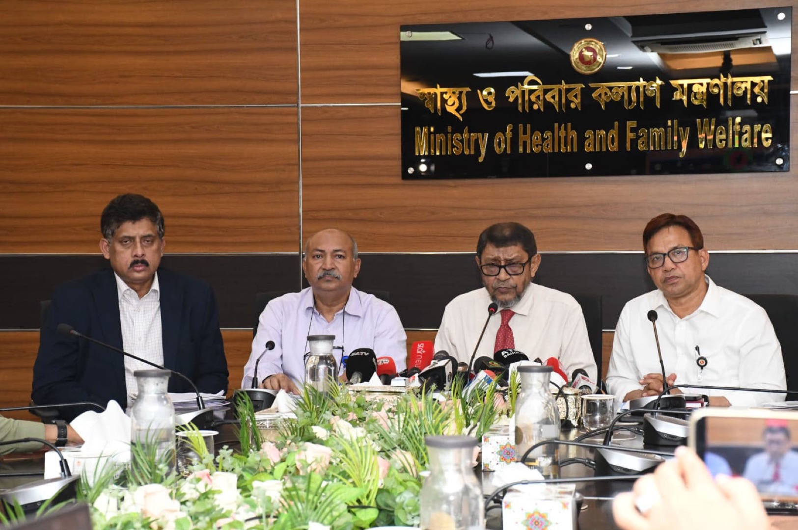 ৬ নবজাতকের মৃত্যুর দায় আদ-দ্বীন হাসপাতালের : স্বাস্থ্যমন্ত্রী