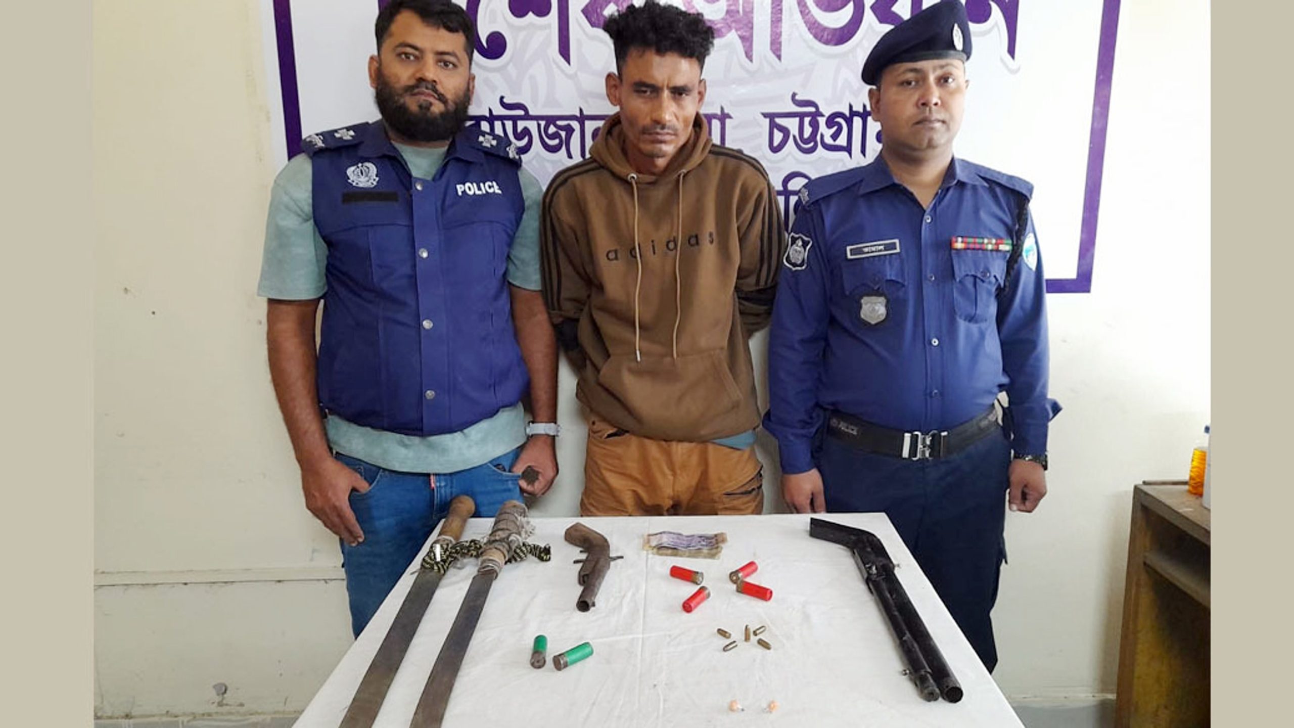 Suspect wanted in 15 cases arrested in Raozan