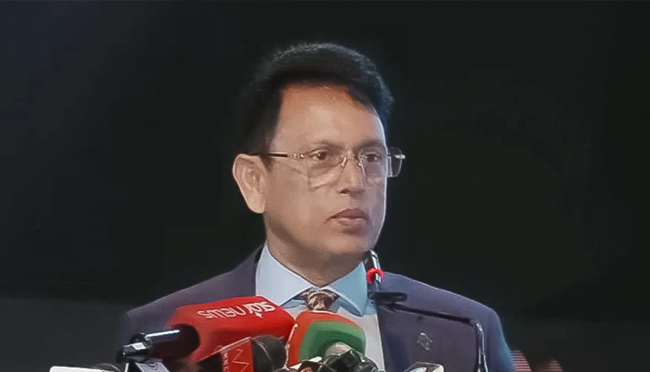 শিক্ষার্থীদের জন্য মিড ডে মিল চালুর আশ্বাস শিক্ষামন্ত্রীর