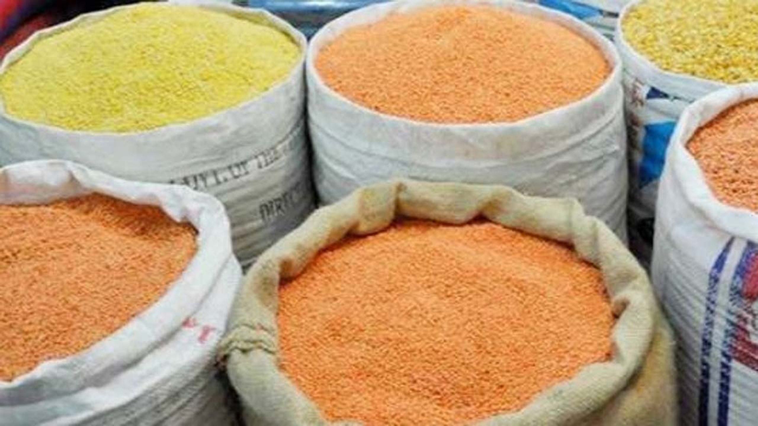 ১০ হাজার টন মসুর ডাল কিনবে সরকার