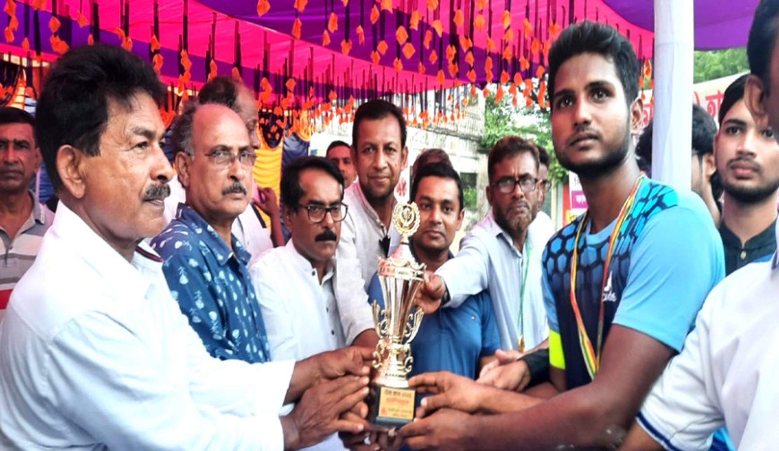Shaheed Nur Ali College wins Kaliganj inter-college football tournament