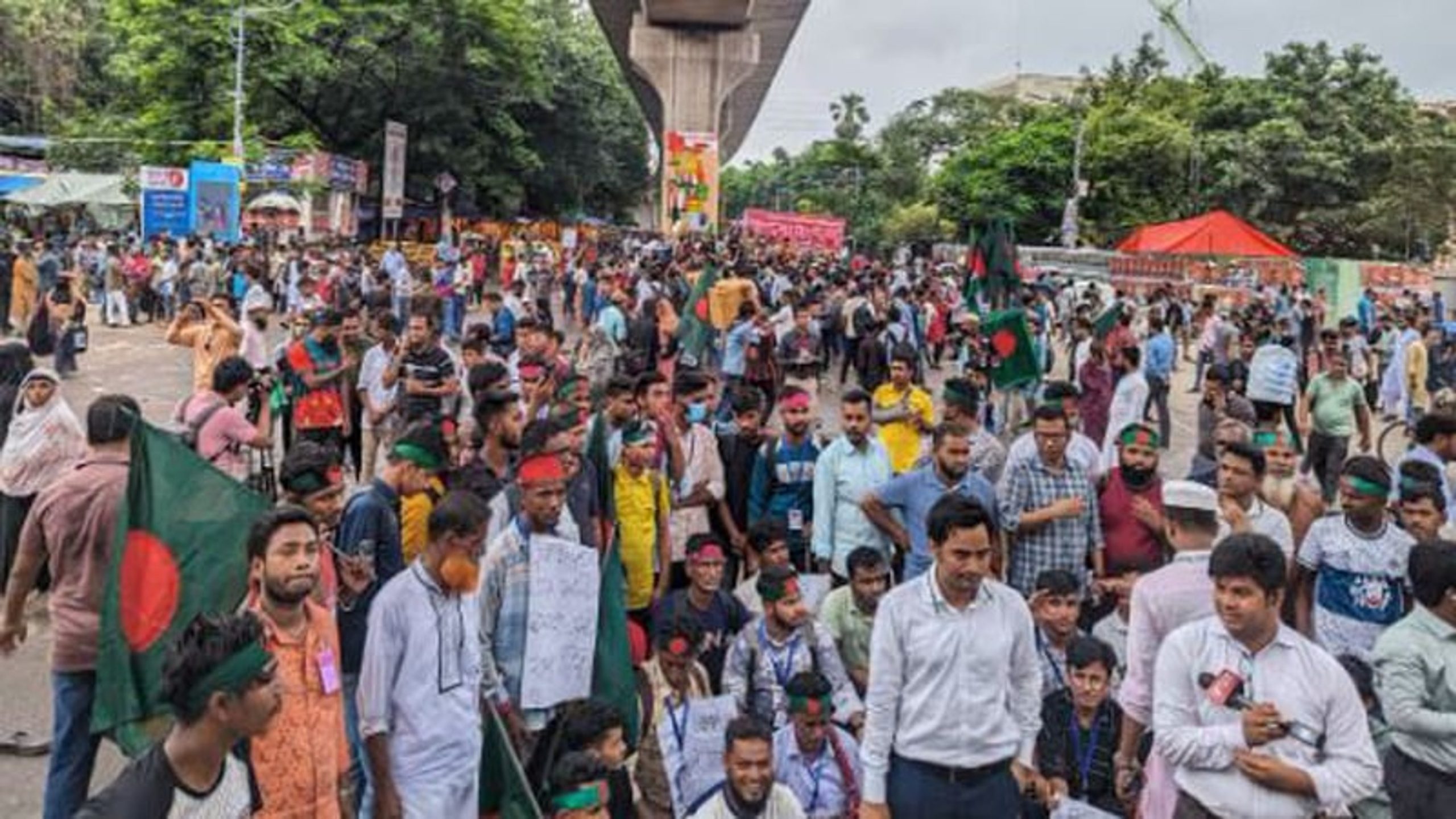 July uprising fighters block Shahbagh demanding national charter