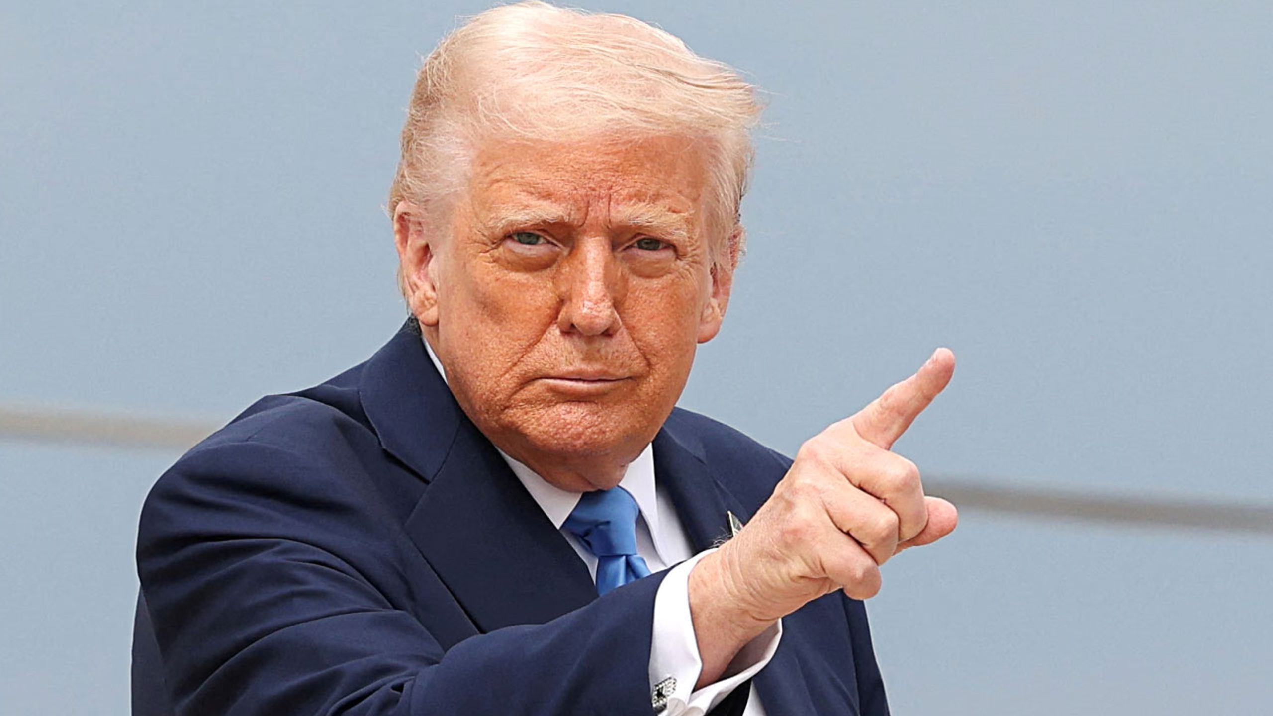 Trump threatens to seize Iran's oil and Kharg Island