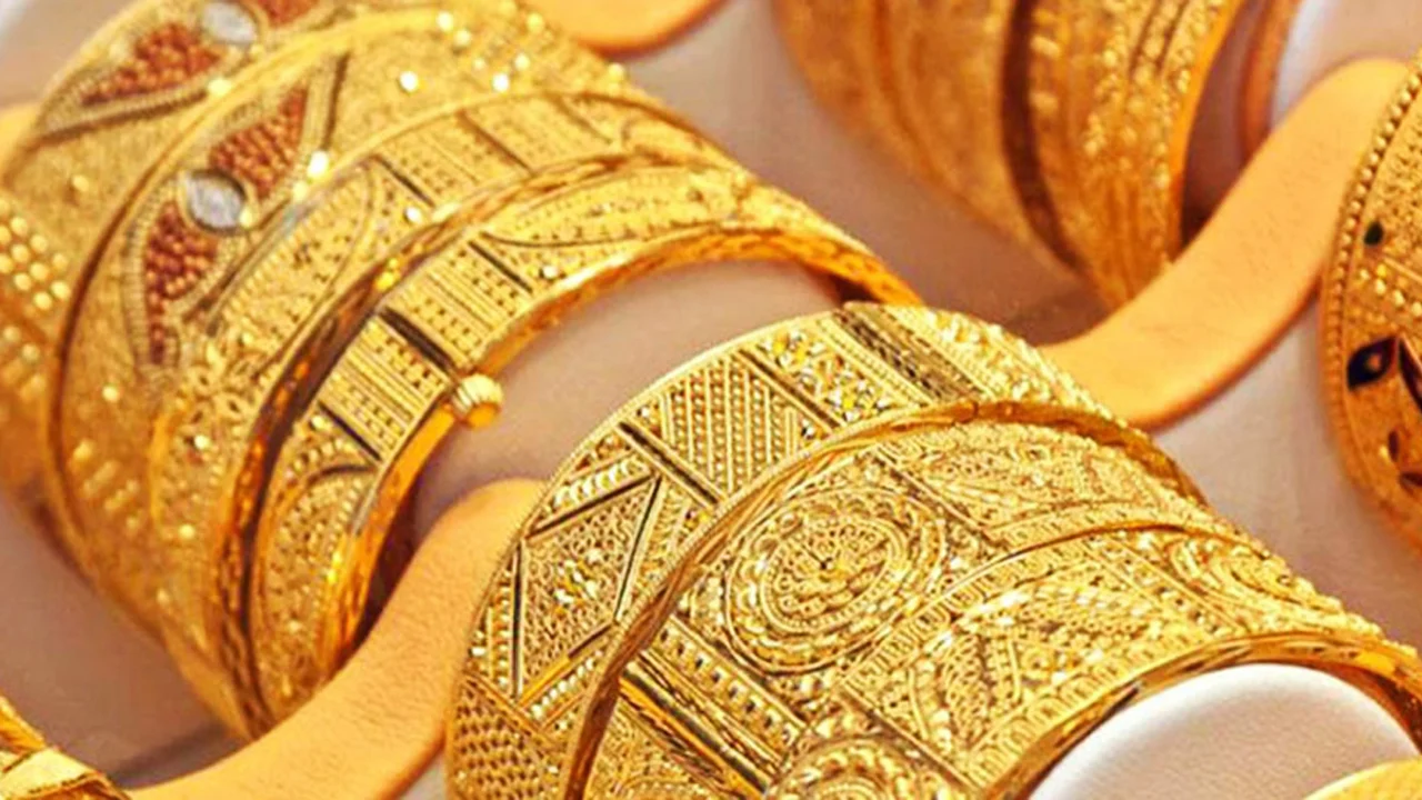স্বর্ণের দাম ভরিতে বাড়ল ৬ হাজার ৫৯০ টাকা