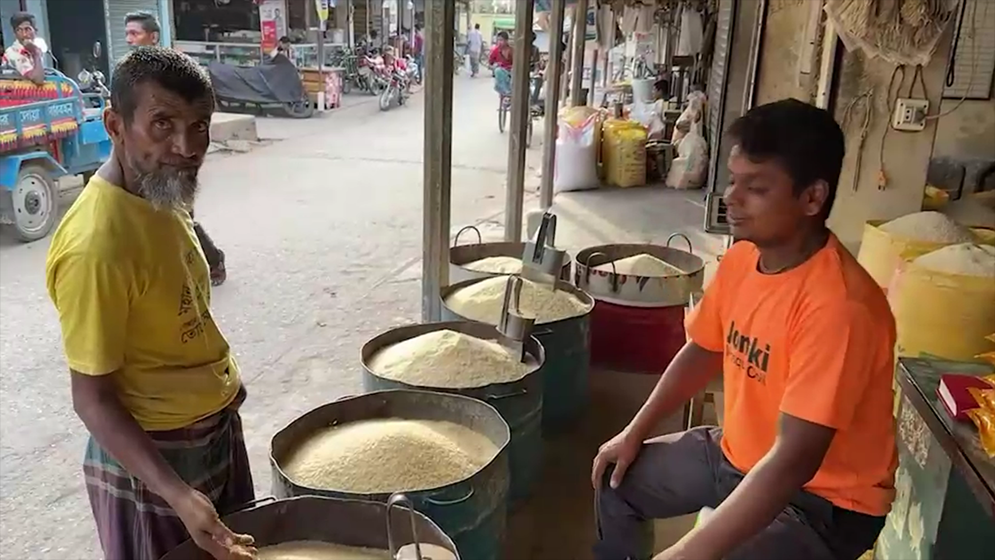 চাল নিয়ে প্রতারণা