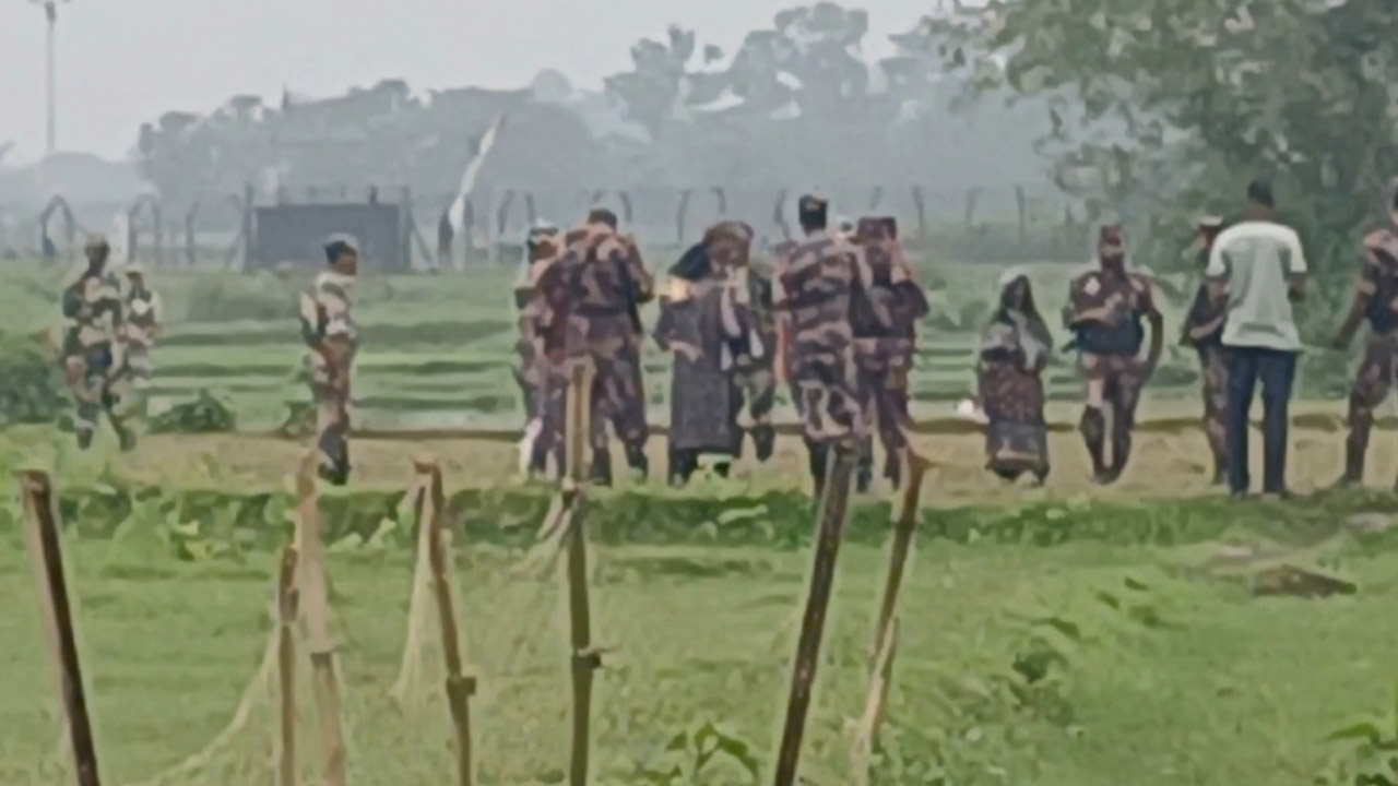 জয়পুরহাট সীমান্তে ৩ জনকে পুশইনের চেষ্টা বিজিবির বাধায় ব্যর্থ