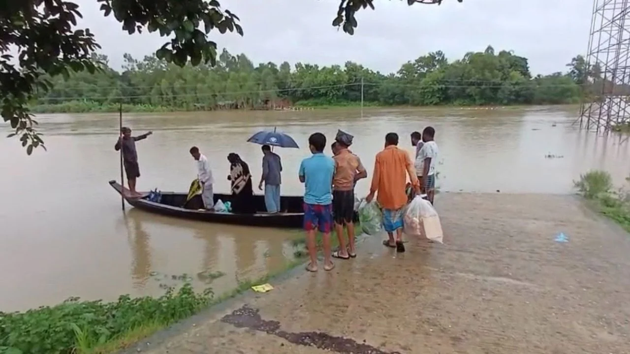 কক্সবাজারে বন্যায় ২৪ জনের প্রাণহানি