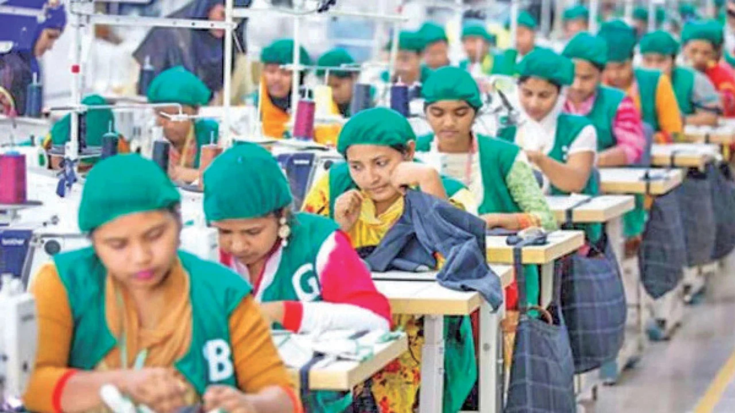 কমেছে সামগ্রিক পোশাক রপ্তানি