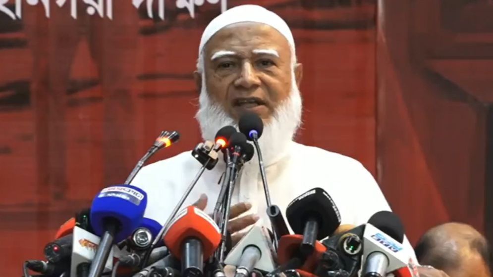 জীবন দেব, তবু ‘চব্বিশকে’ হারিয়ে যেতে দেব না: জামায়াত আমির