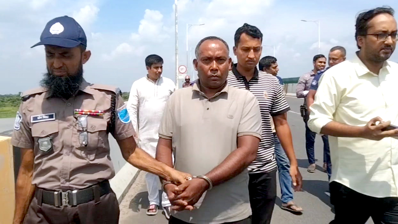 ধর্ষণের পর শম্পাকে হত্যার পর তার শিশুসন্তানকে নদীতে ফেলে দেয় ফারুক