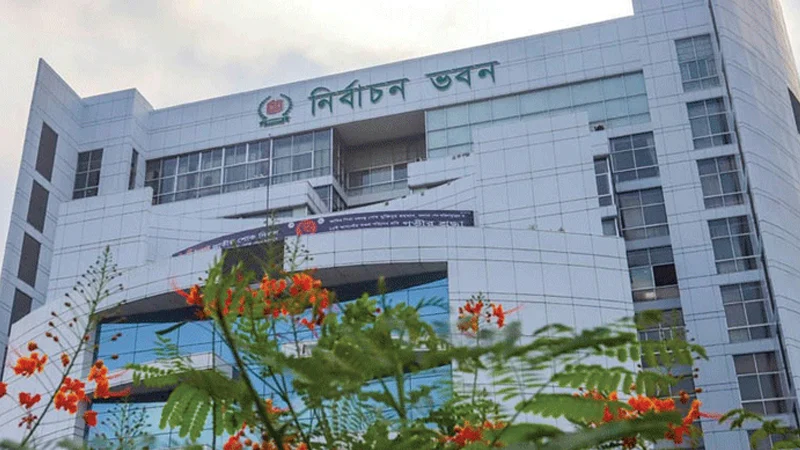 ঝুলে আছে এনআইডি সংশোধনের দেড় লাখ আবেদন 