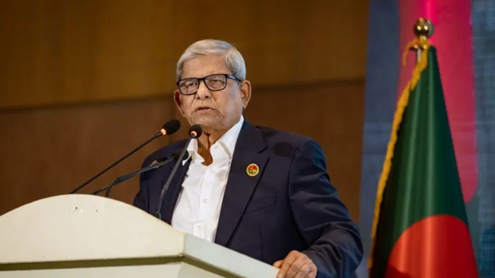পৌর চেয়ারম্যান থেকে রাষ্ট্রপতি– মির্জা ফখরুল ইসলাম আলমগীরের রাজনৈতিক জীবন