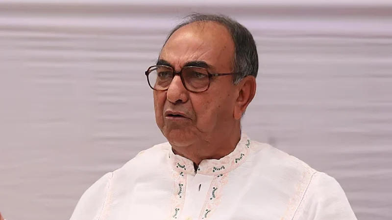 সাড়ে পাঁচ মাস পর দেশে ফিরছেন মির্জা আব্বাস