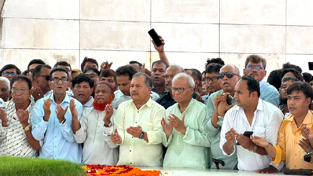 জ্বালানিসংকটের জন্য সরকার দায়ী নয়, প্রাকৃতিক: রিজভী