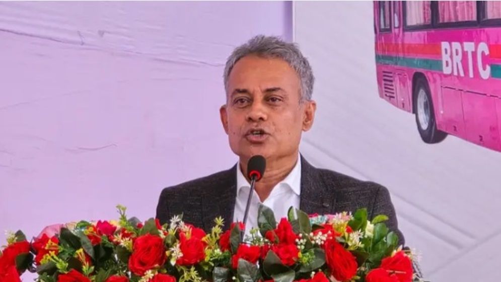ঢাকায় ২০০ ইভি বাস কিনছে সরকার, নারীর জন্য ১০০: সড়কমন্ত্রী