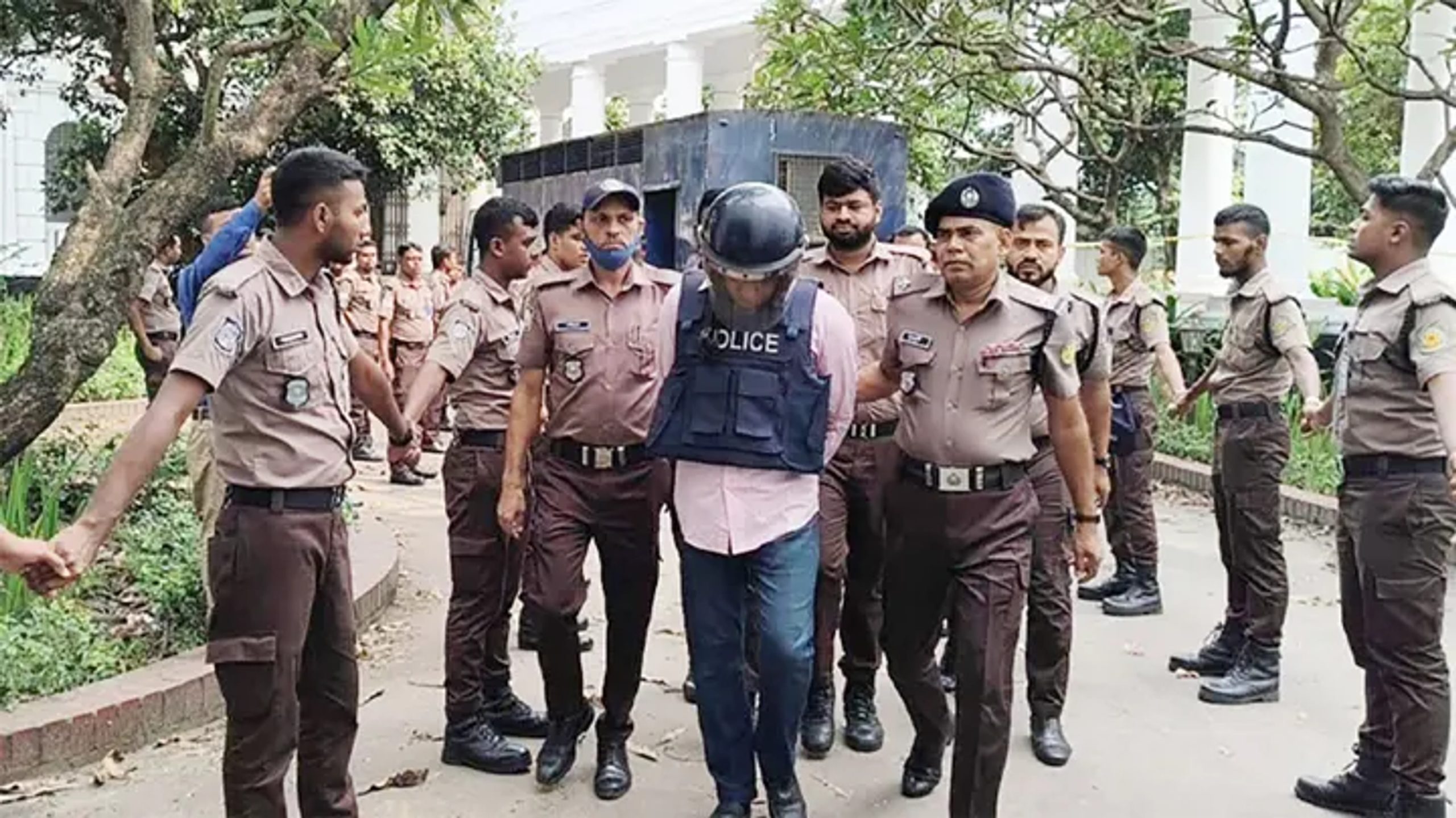 বিডিআর হত্যার প্রত্যক্ষদর্শীসহ ৪ জনের পেট কেটে বস্তা বেঁধে নদীতে ফেলেন জিয়াউল
