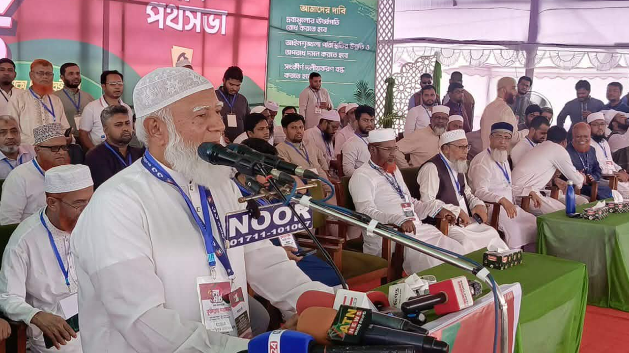 কুমিল্লা-নোয়াখালীকে আলাদা বিভাগ ঘোষণার দাবি জানালেন জামায়াত আমির