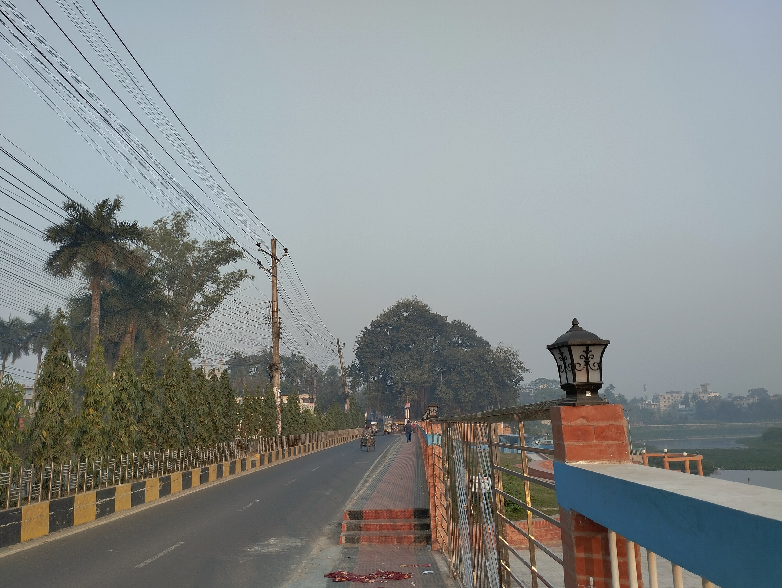 যশোরের একটি সড়ক