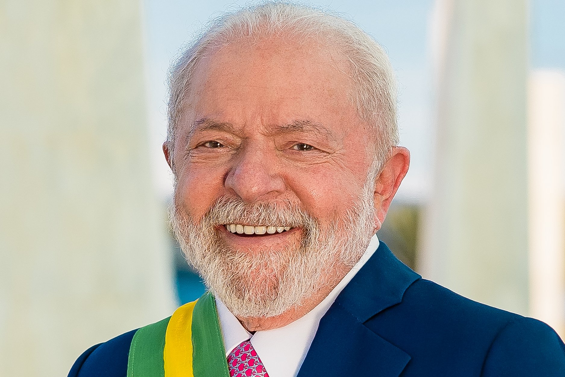 Luiz Inácio Lula da Silva, official portrait. Palácio do Planalto, CC BY 2.0, via Wikimedia Commons.
